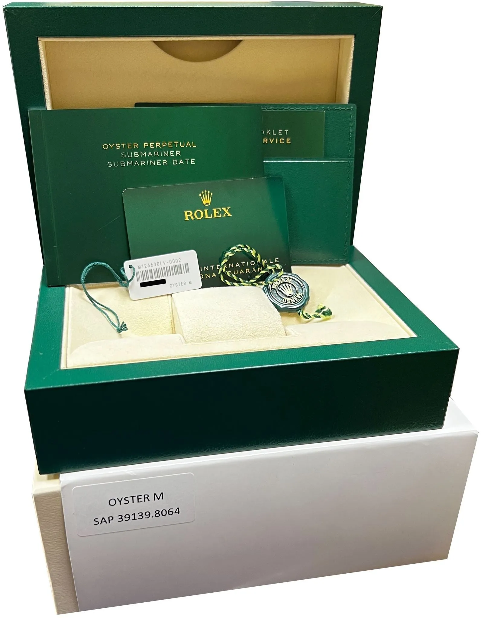 NEW 2024 PAPERS Rolex Submariner 41mm Date GREEN KERMIT Watch 126610 LV B P