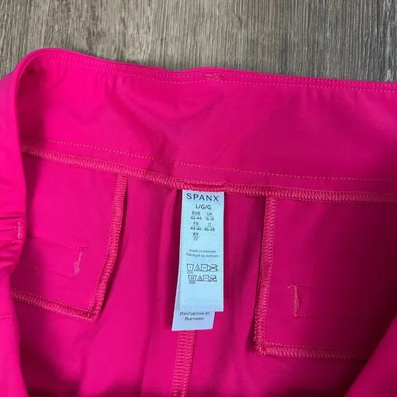 NEW Spanx Sunshine Shorts Dark Hibiscus Pink