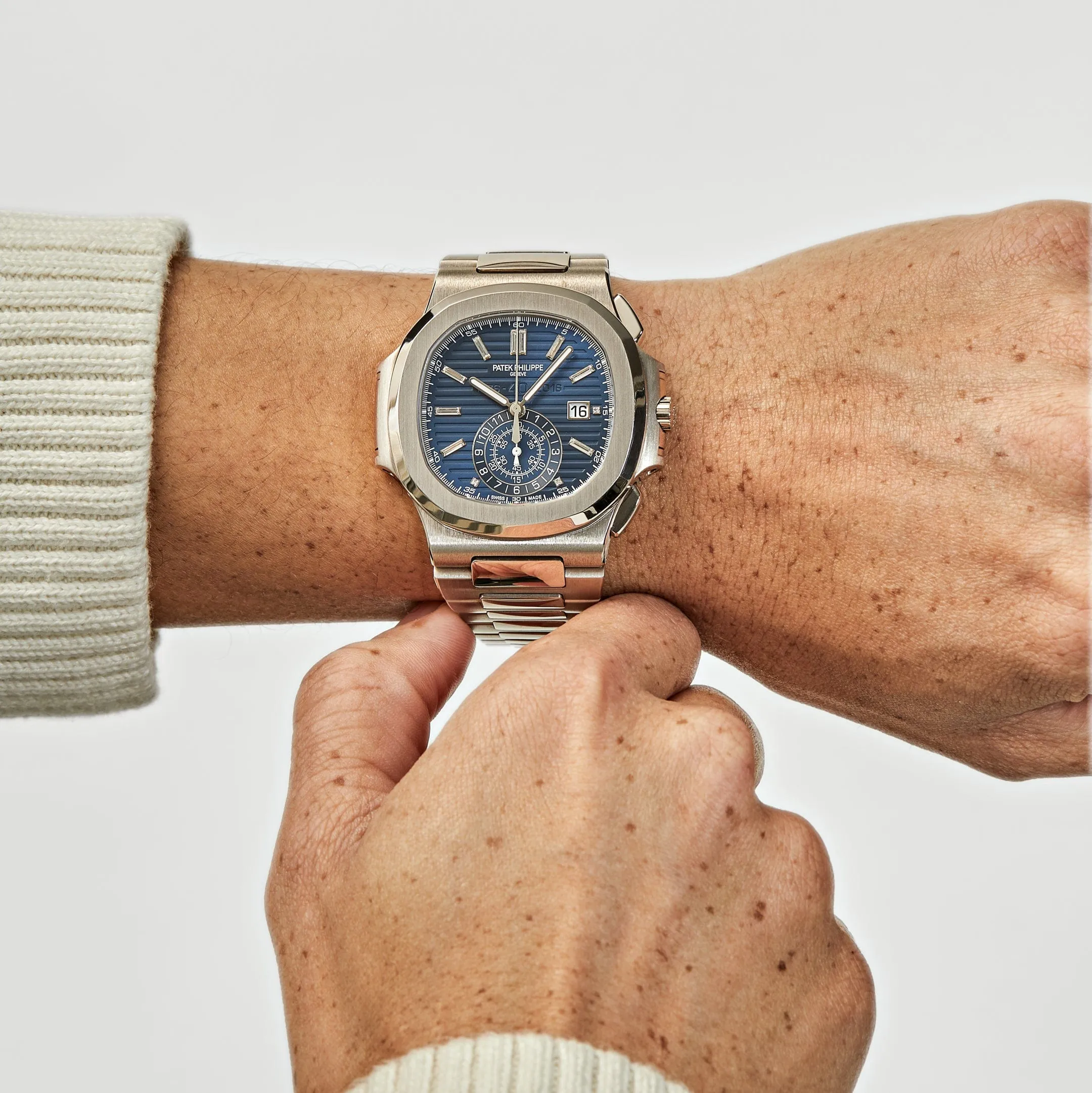 PP Luxury Watches Nautilus 5976/1G-001 '40th Anniversary' Chronograph White Gold Blue Diamond Dial Limited Edition (2017)