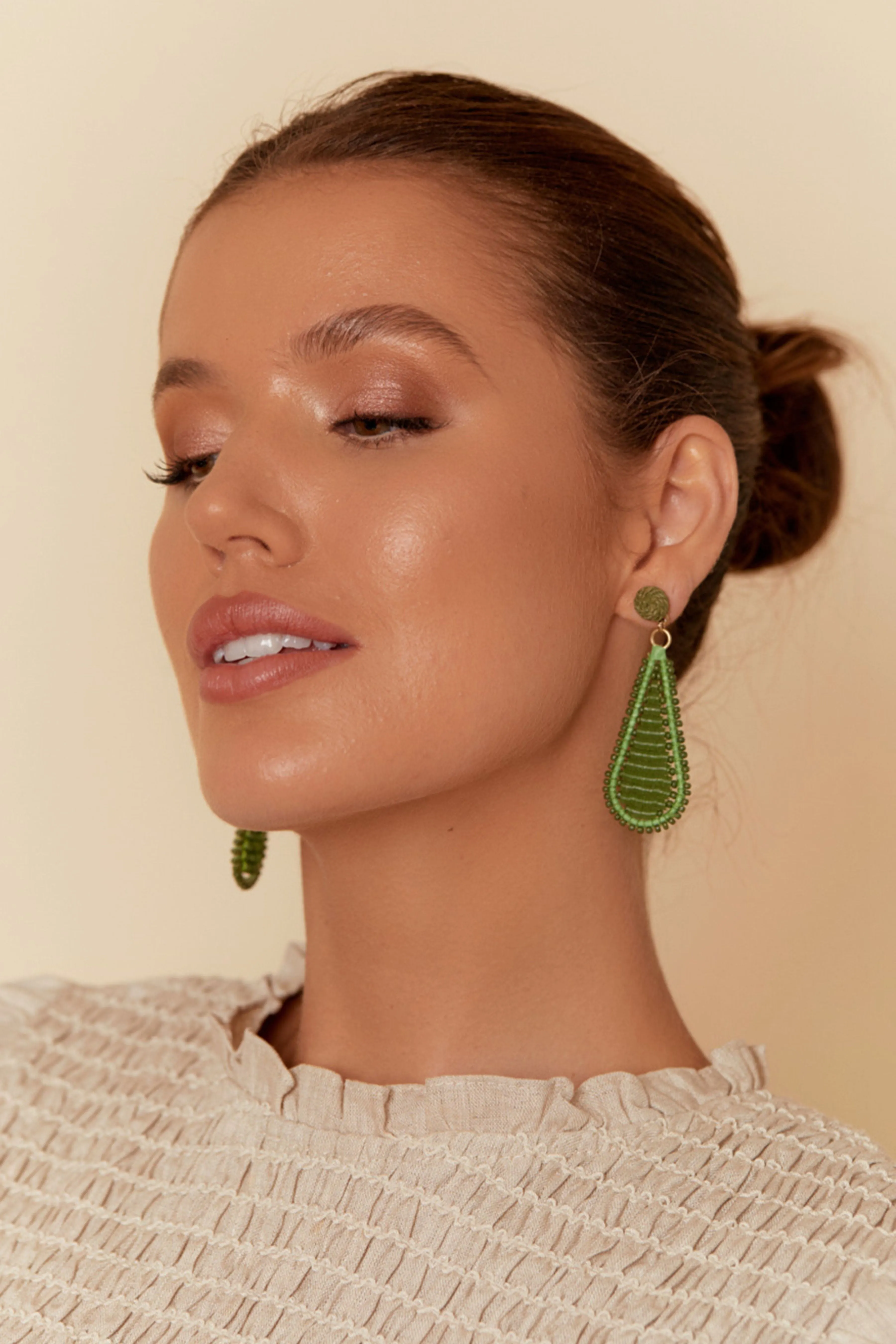 Sequin Panels Teardrop Earrings - Cream Gold