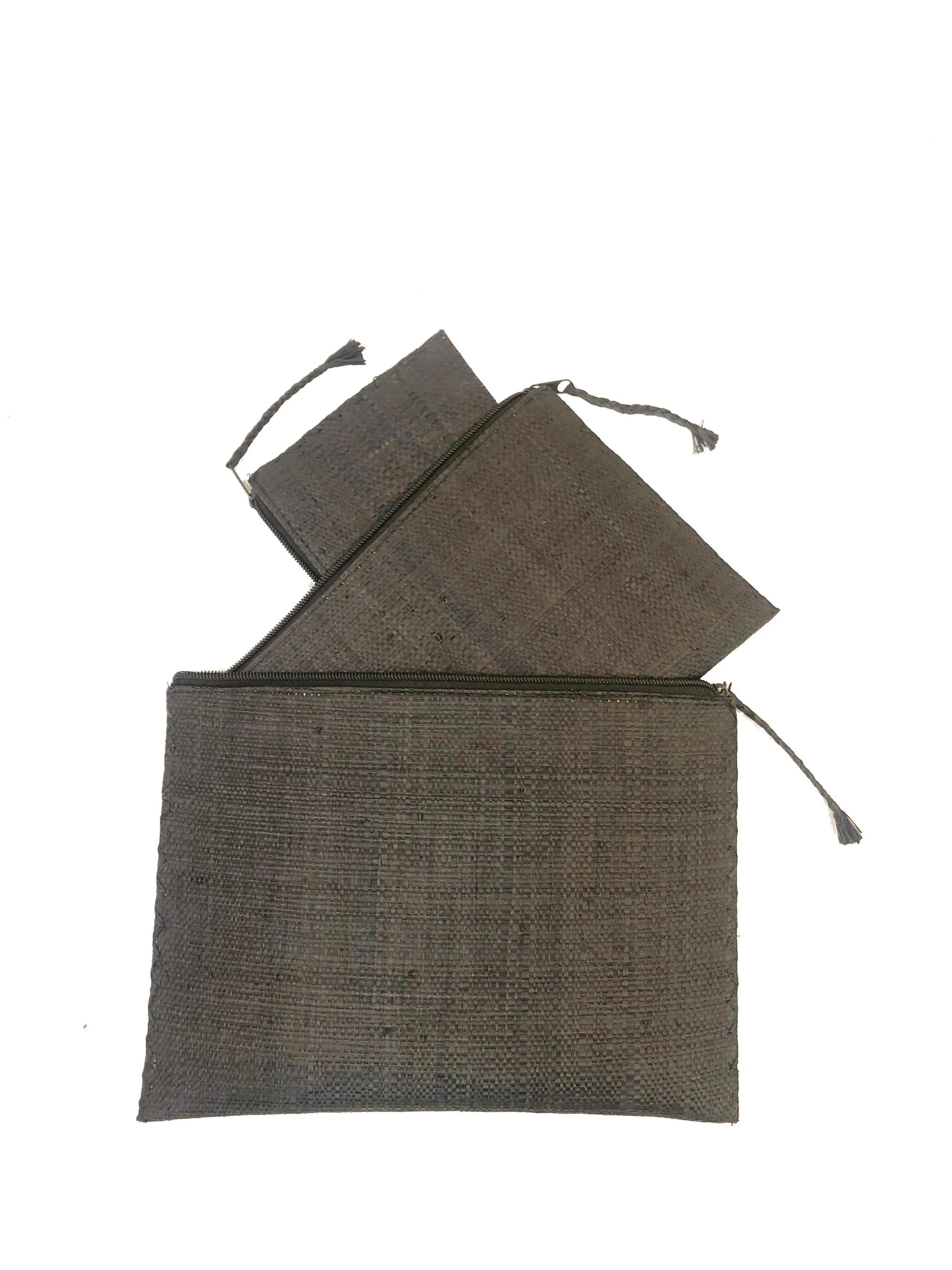 Set of 3 Nesting Zippered Straw Clutches Solid Colors: Solid / Natural