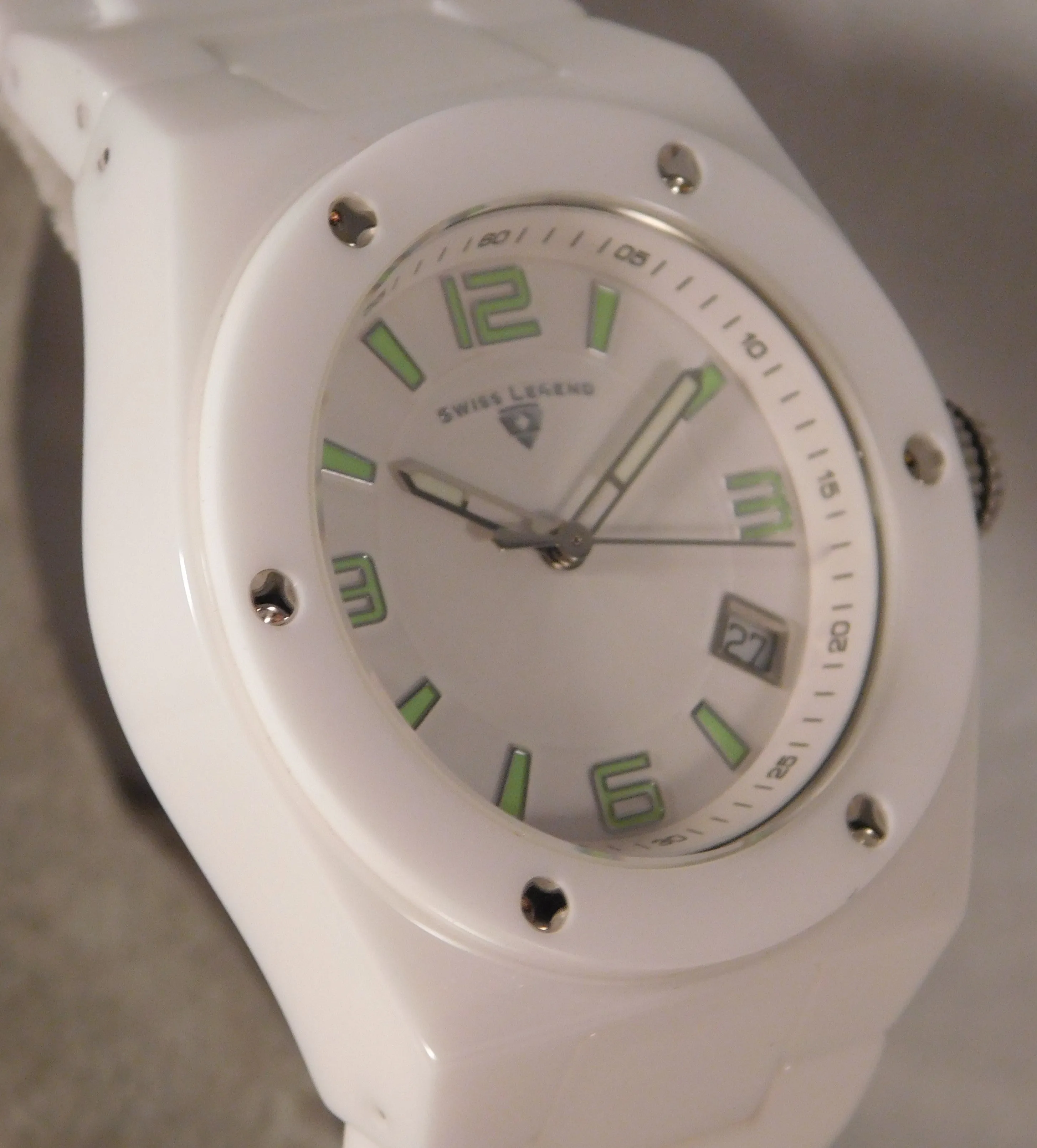 Swiss Legend Throttle White Ceramic Date New Battery Mens Watch....40mm