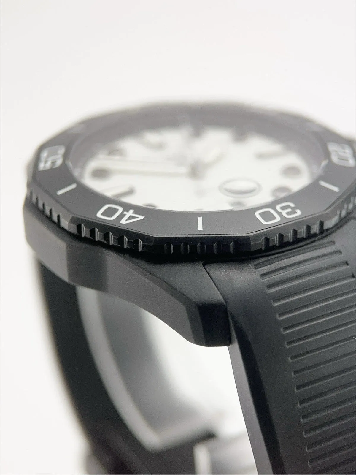 Tag Heuer Aquaracer Stainless Steel Lume Dial 43mm Automatic Men’s Watch WBP201D
