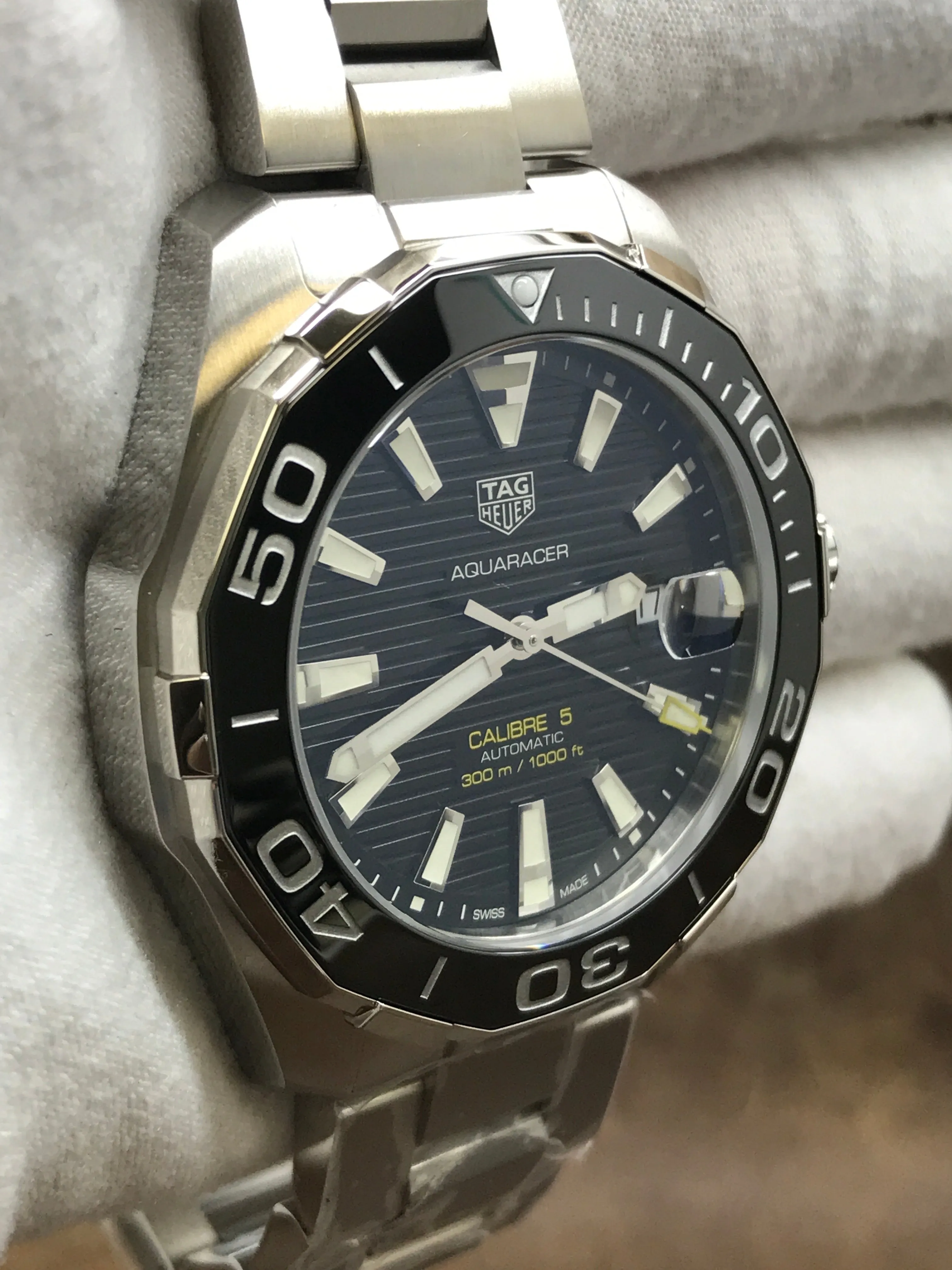 TAG Heuer Aquaracer WAY201A.BA0927 Black Dial Automatic Men's Watch