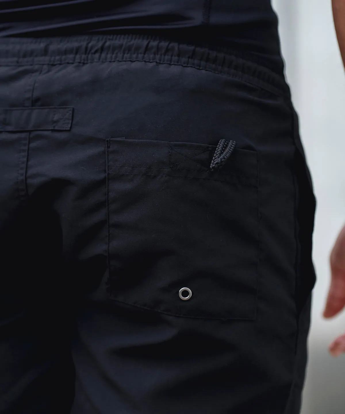 Validate Performance Shorts Black