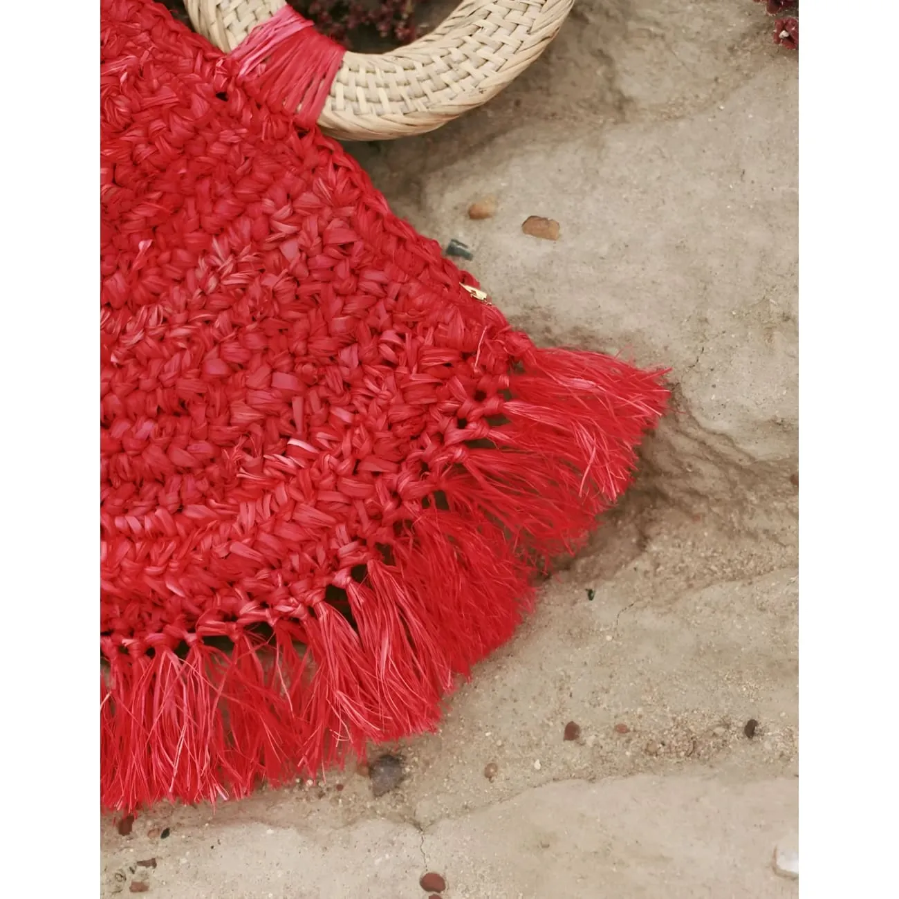 Warrior Raffia Handbag-Red