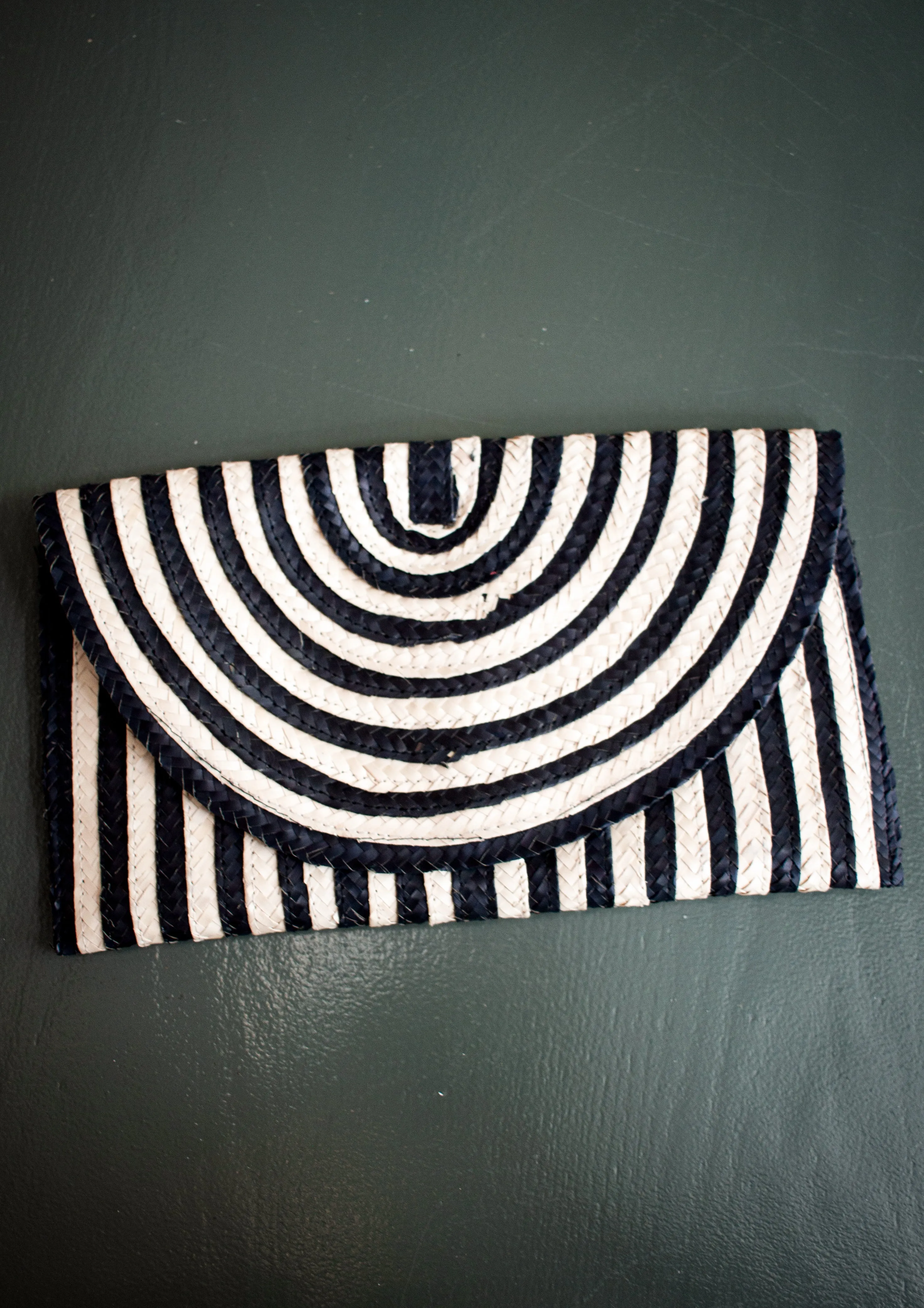 Weaved Straw Clutches