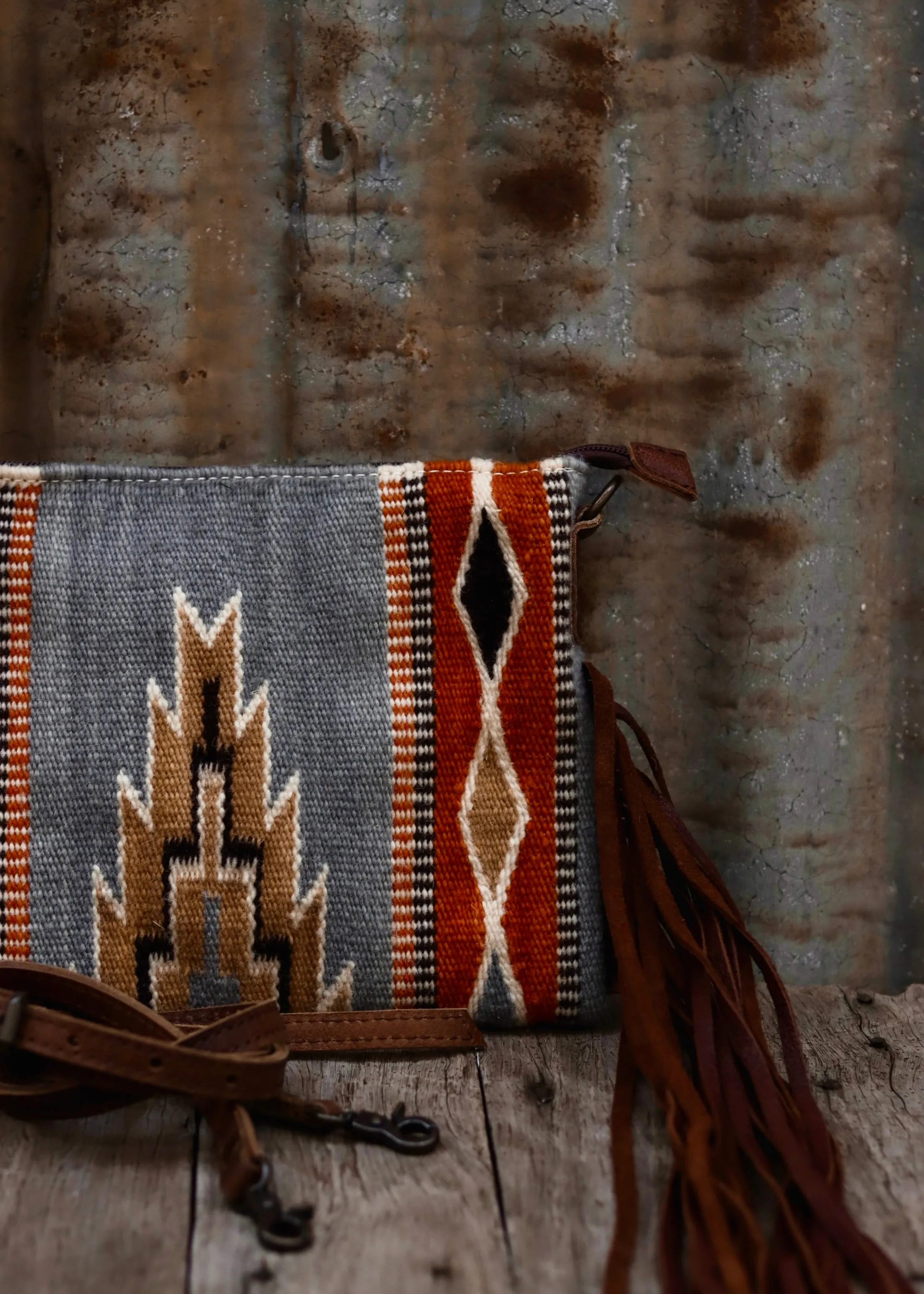 Zoe Saddle Blanket Crossbody Bag in Grey/ Rust